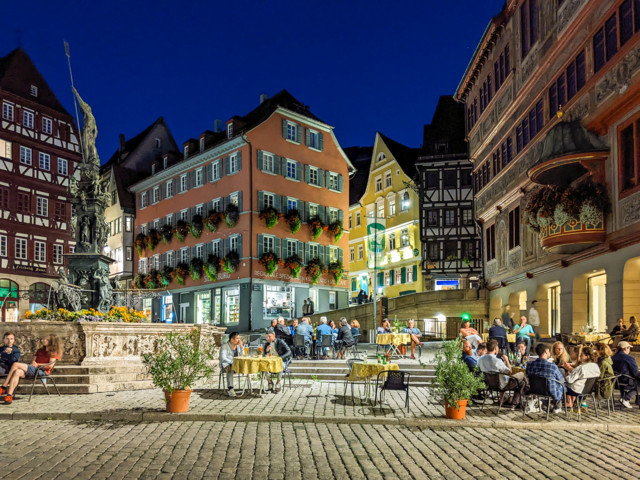 Abendstimmung auf dem Tübinger Marktplatz